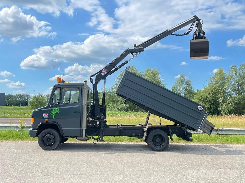 Mercedes-Benz 4x2 809D شاحنات أخرى