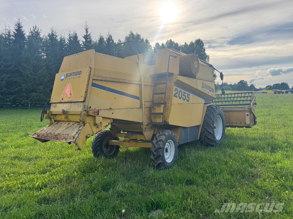 Sampo-Rosenlew 2055 Combine harvesters