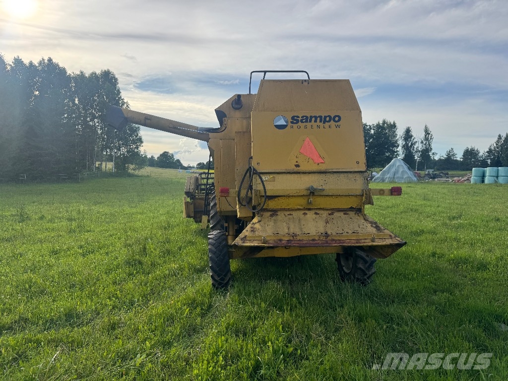 Sampo-Rosenlew 2055 Combine harvesters