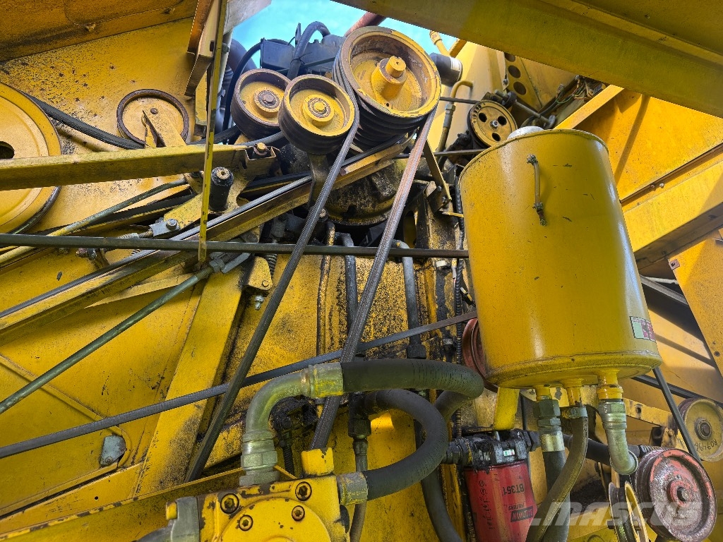 Sampo-Rosenlew 2055 Combine harvesters