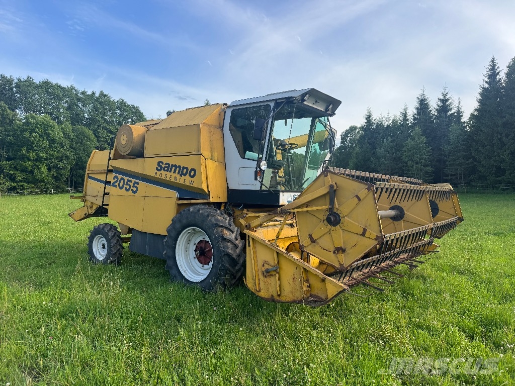 Sampo-Rosenlew 2055 Combine harvesters