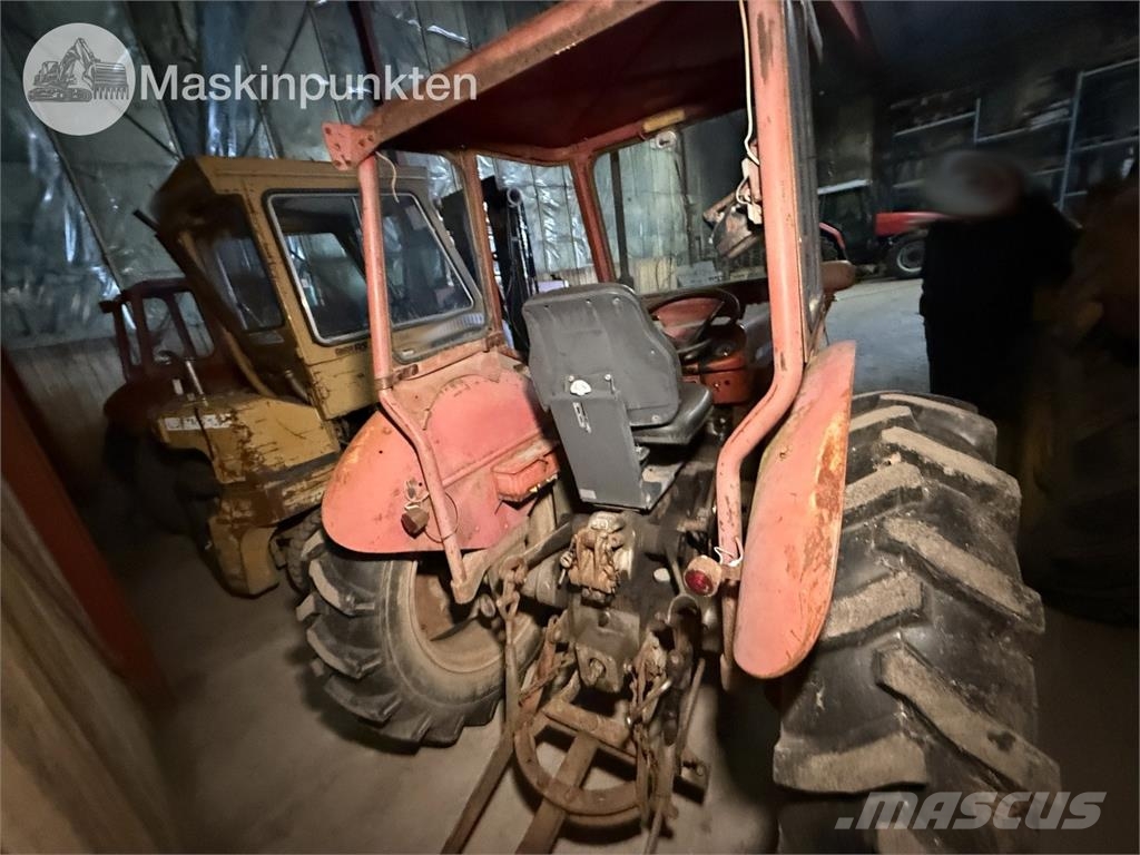 Massey Ferguson Ferguson 130 Tractores