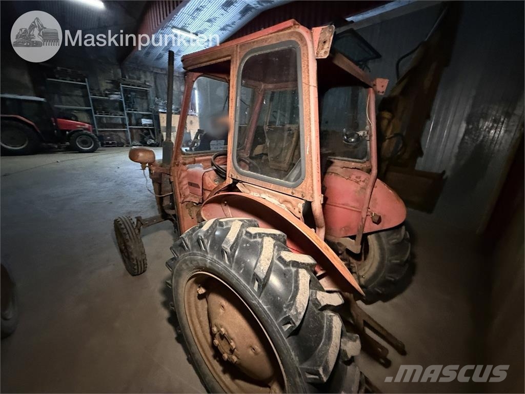 Massey Ferguson Ferguson 130 Tractores