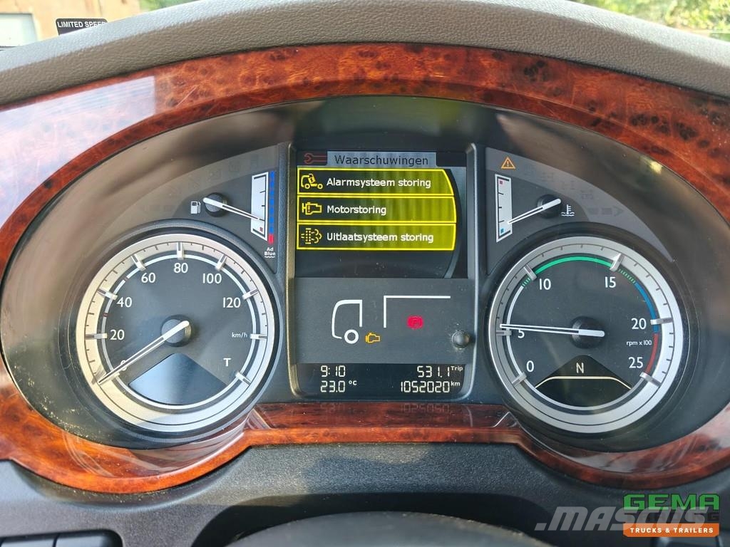 DAF XF 460 FT 4x2 SuperSpaceCab Euro6A - Double Tank - Motrici e Trattori Stradali
