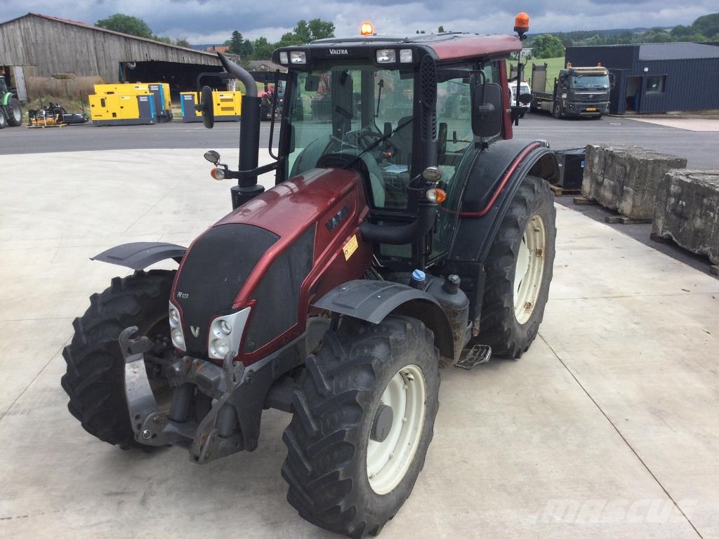 Valtra N123 Tractoren