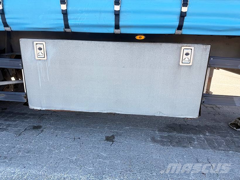 BP TRAILER Curtainsider / City-Plane Stapler Tents puspiekabes
