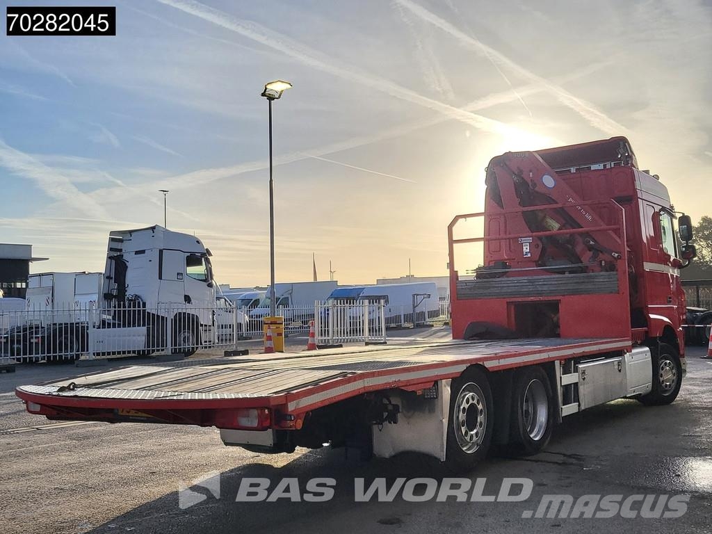 DAF XF 440 6X2 NL-Truck Transporter HMF 900-K2 Kran Wi Flatbed / Dropside trucks