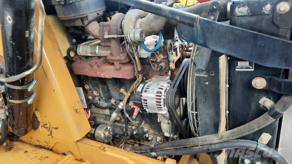 CAT 428 E Εκσκαφείς Φορτωτές τύπου JCB