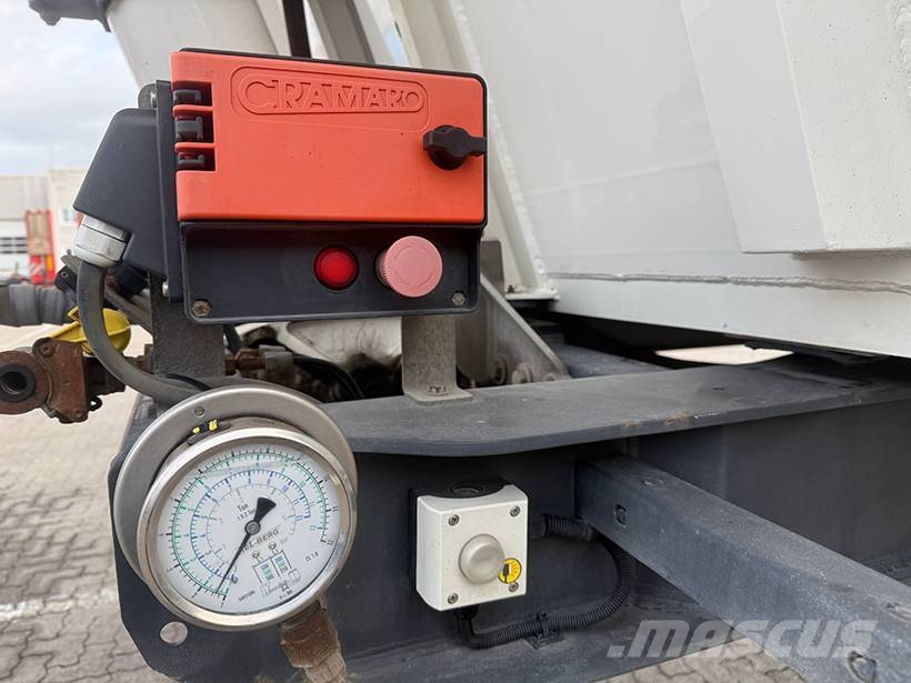 Kel-Berg Tipper / Kippauflieger 37 m3 Semi-trailer med tip