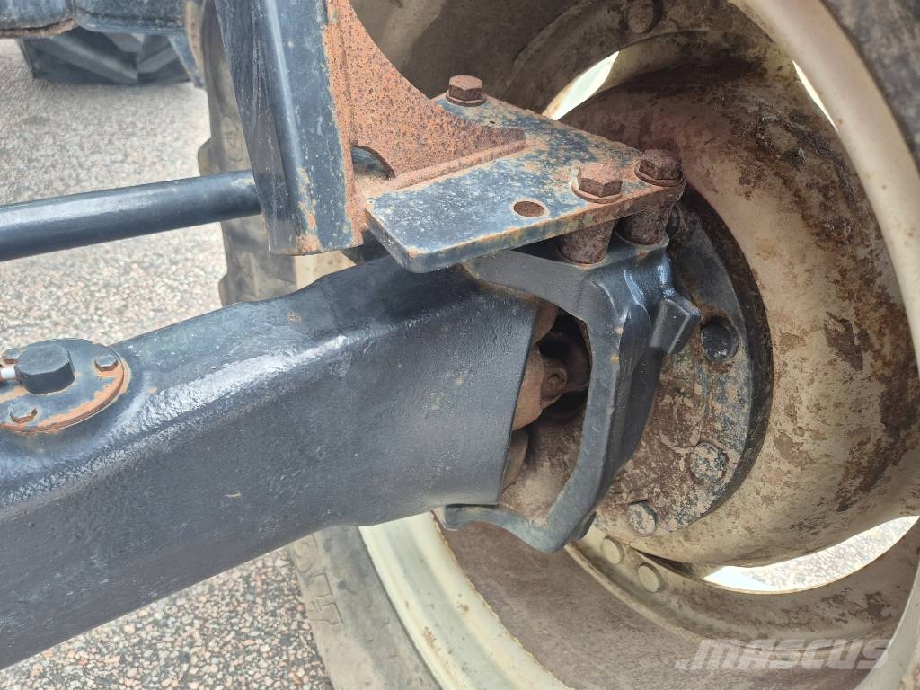 Valtra T 151 E Traktorok