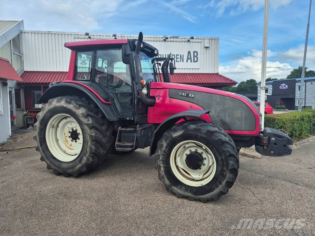 Valtra T 151 E Traktorok