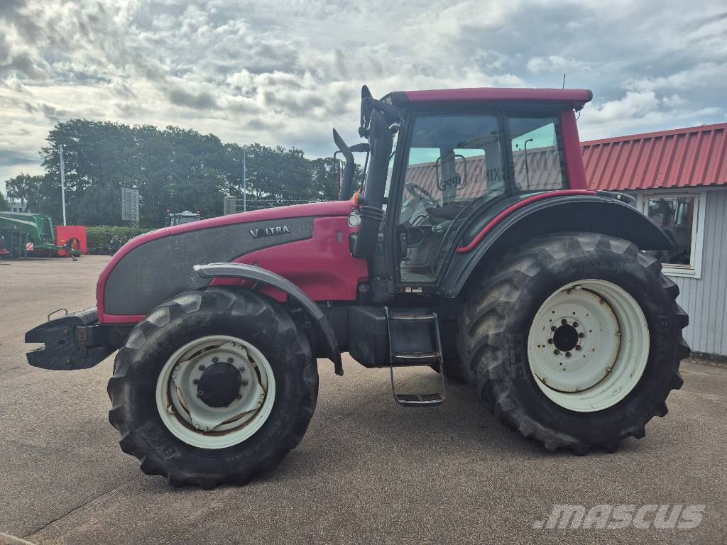 Valtra T 151 E Traktorok