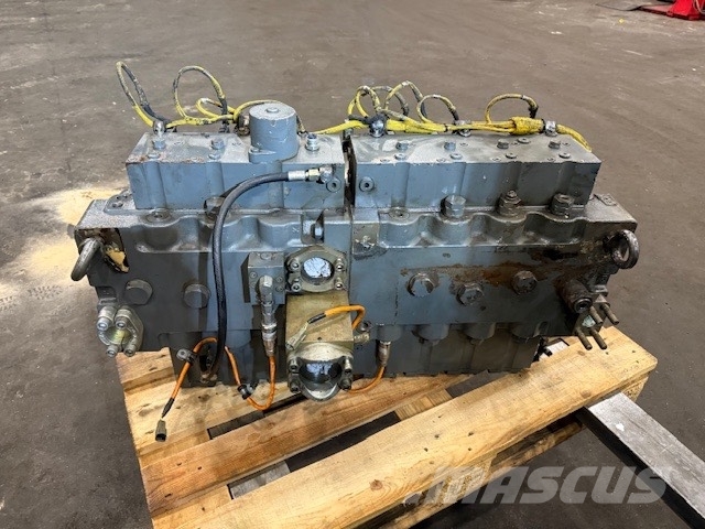 Liebherr R 974 C Litronic Valveblock Hydraulik