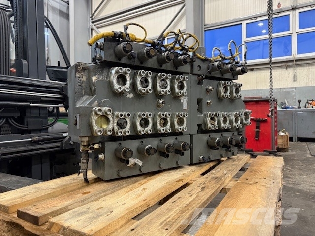 Liebherr R 974 C Litronic Valveblock Hydraulik