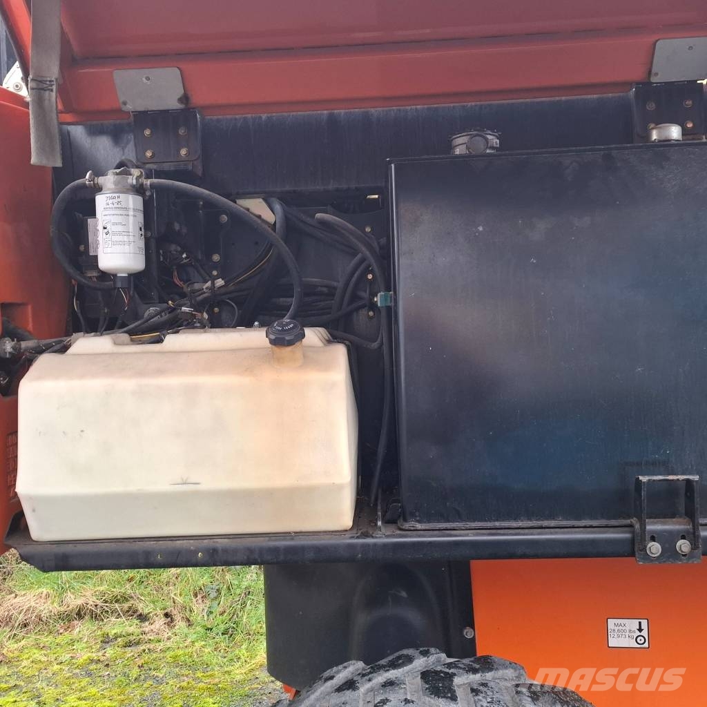 JLG 1500 SJ Teleskoop poomtõstukid