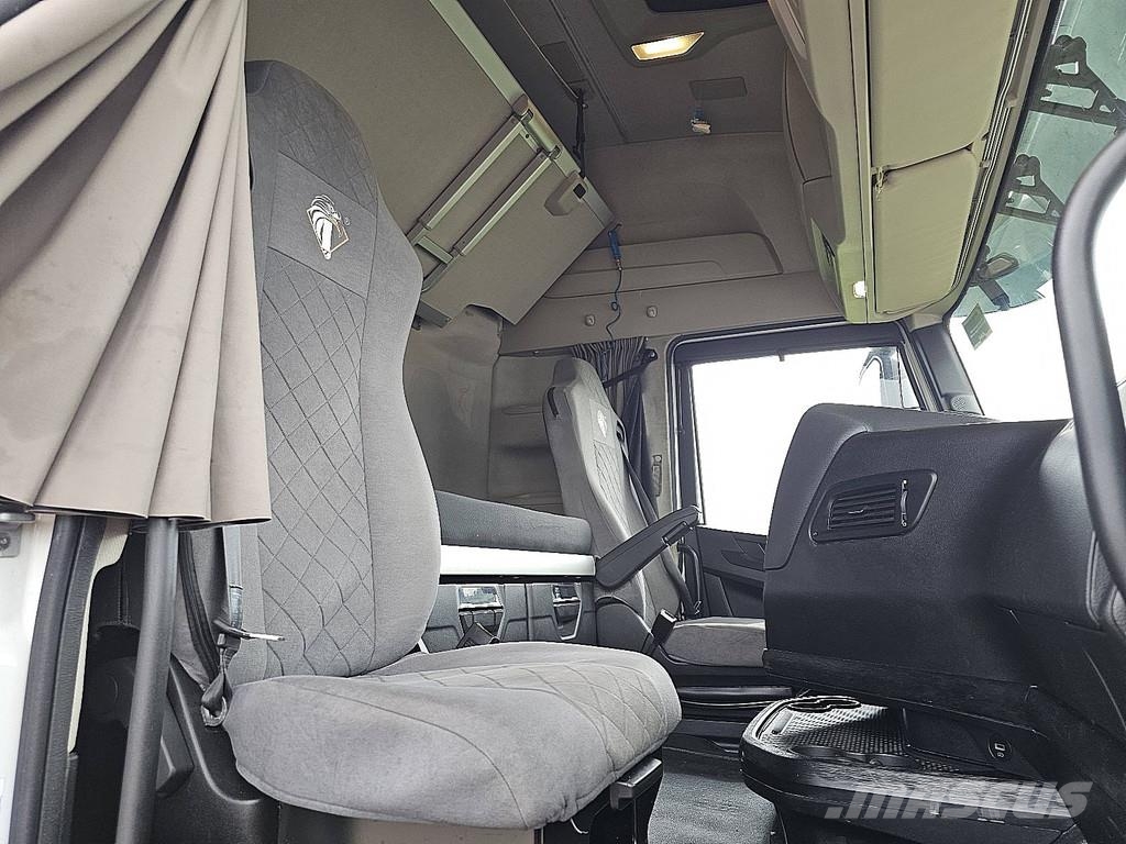Iveco S-WAY AS440S49 dubble Tank Vlačilci