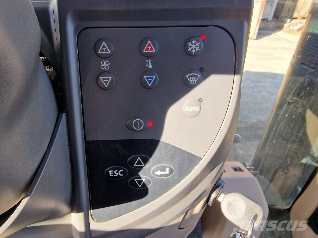 Fendt 943 Vario MT トラクター