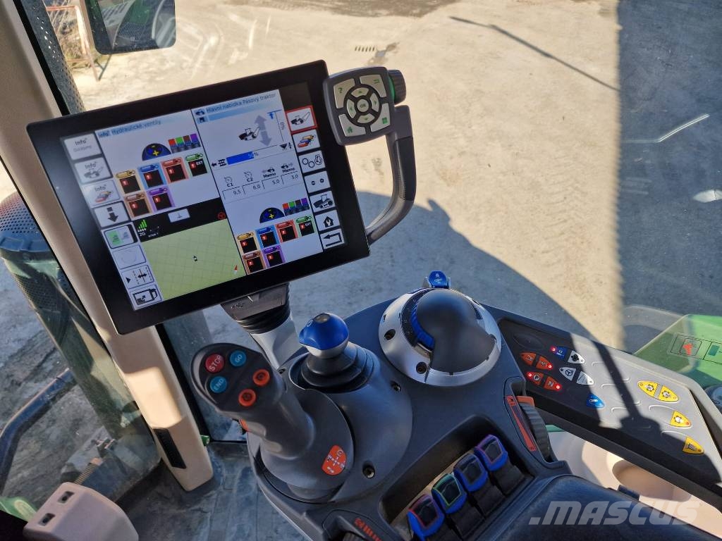 Fendt 943 Vario MT トラクター