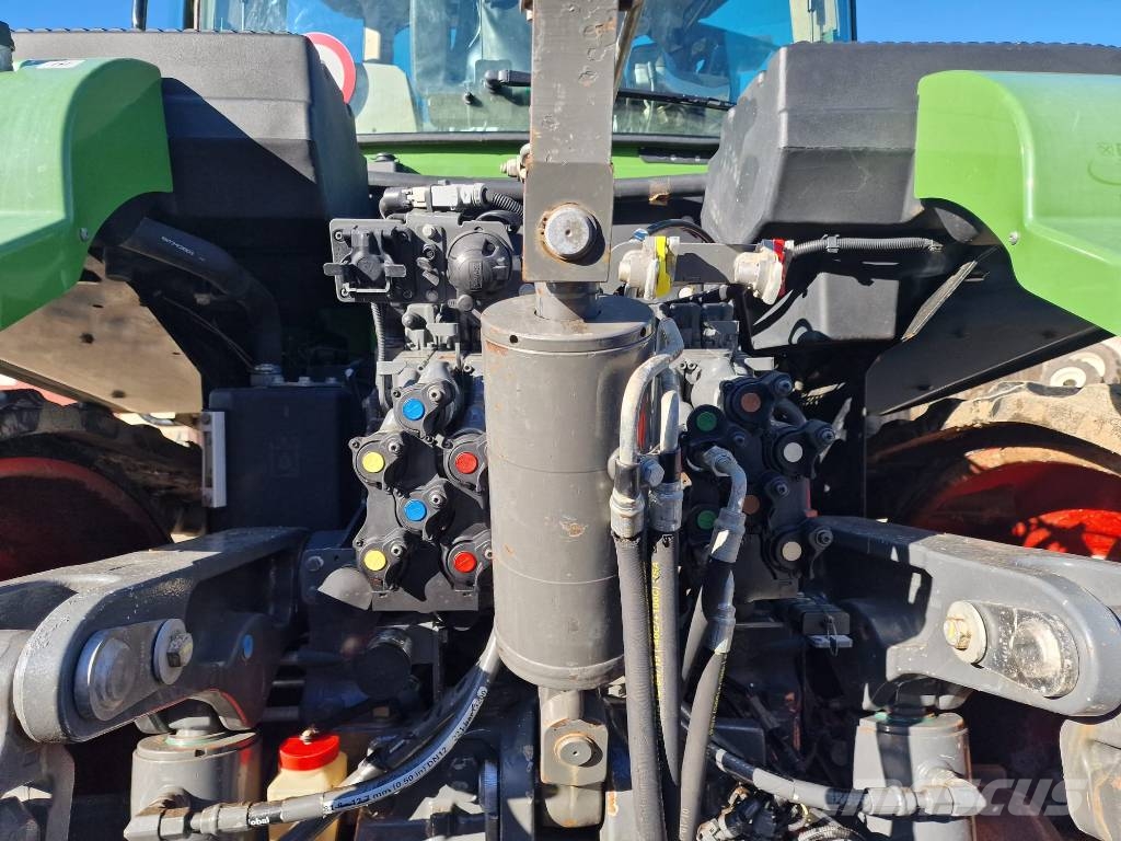Fendt 943 Vario MT トラクター