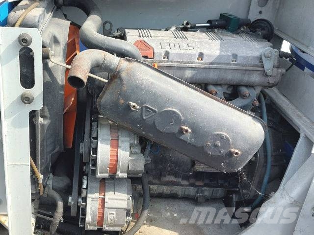 Falck Schmidt FS370 ブームリフト　屈伸型