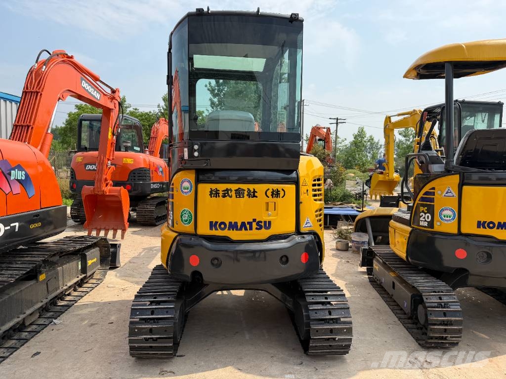 Komatsu PC 35 MR 小型挖掘机