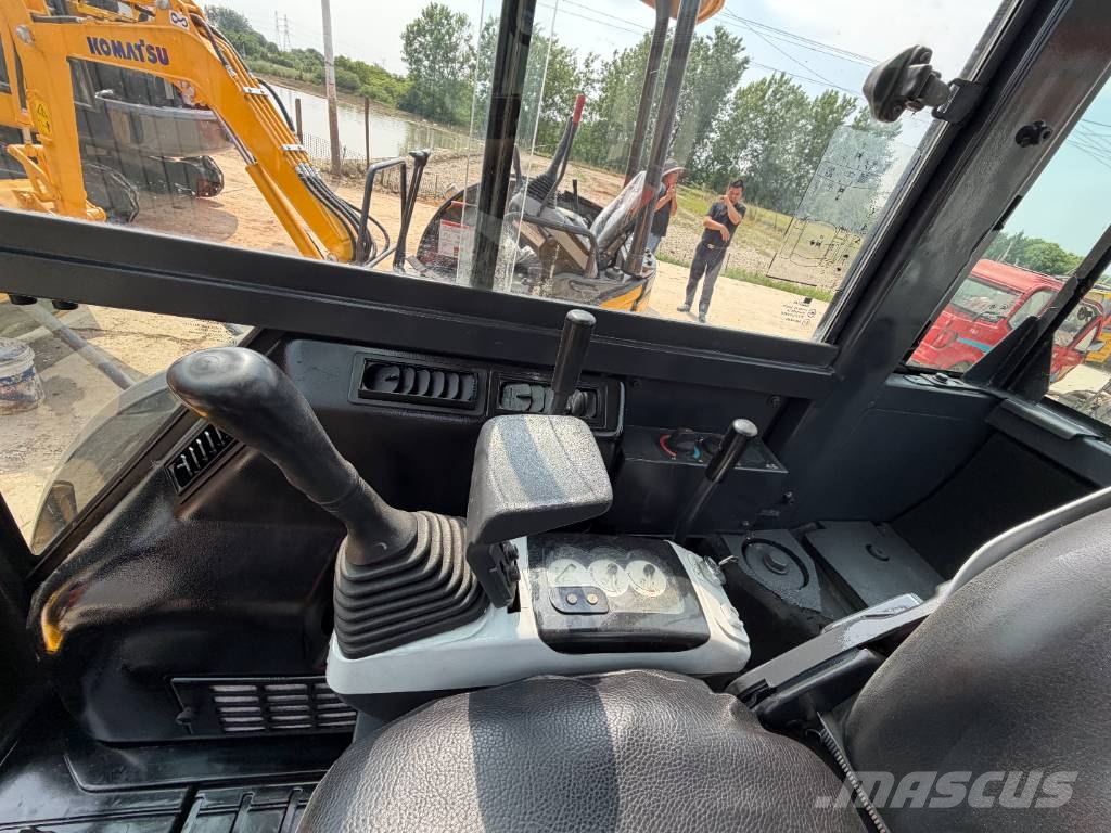 Komatsu PC 35 MR 小型挖掘机
