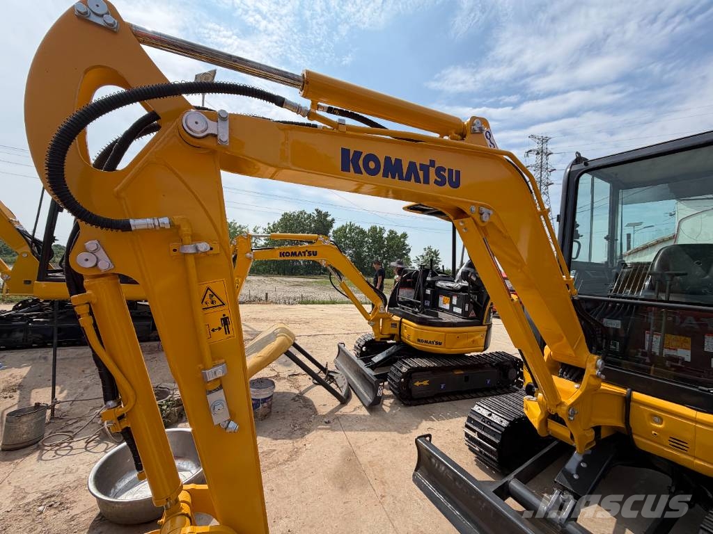 Komatsu PC 35 MR 小型挖掘机