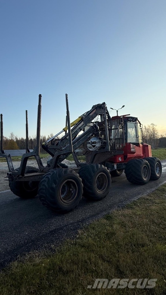 Komatsu 830.3 Forvarderi