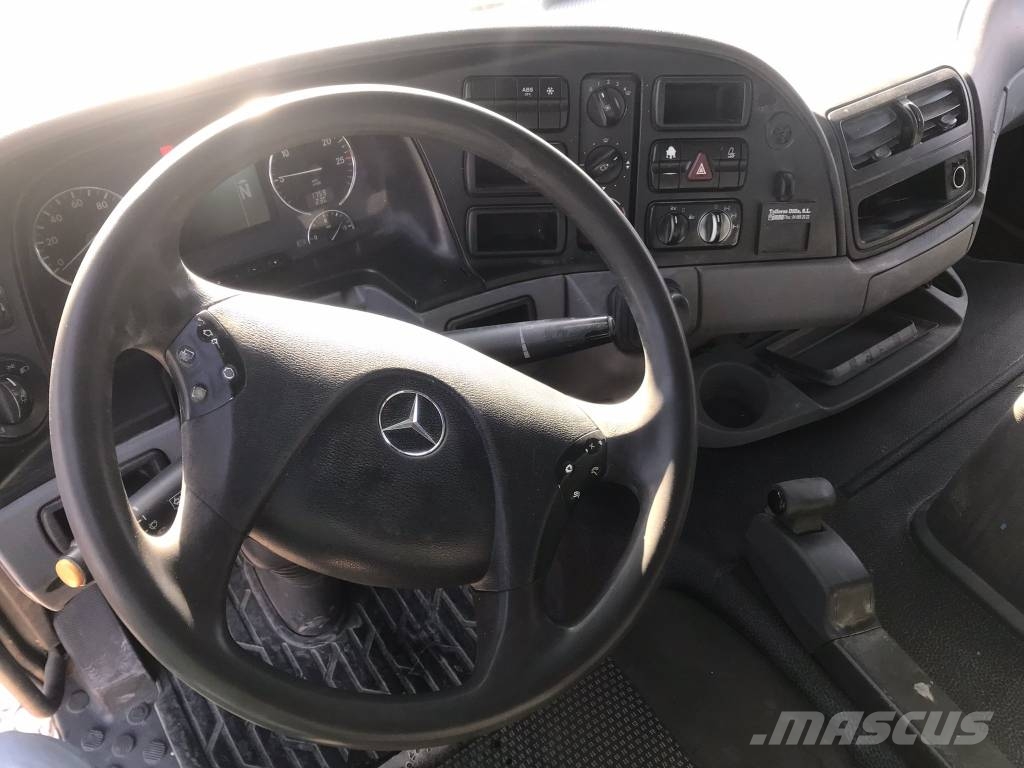 Mercedes-Benz 3344 Kamioni za prijevoz šumskih strojeva