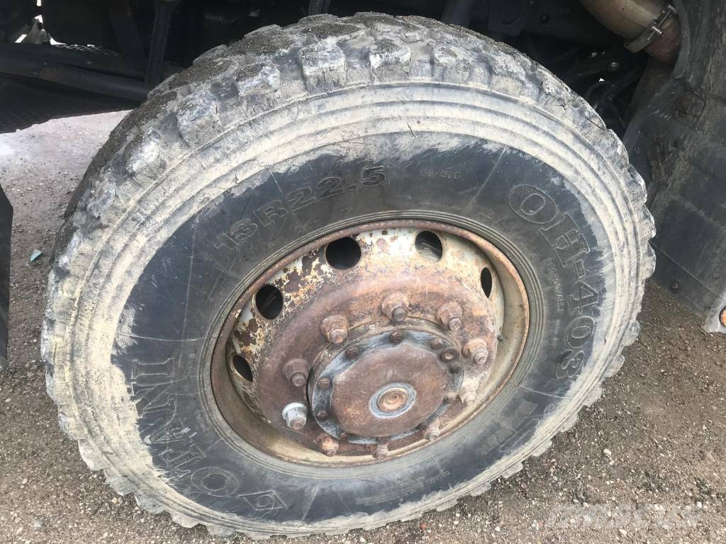 Mercedes-Benz 3344 Kamioni za prijevoz šumskih strojeva
