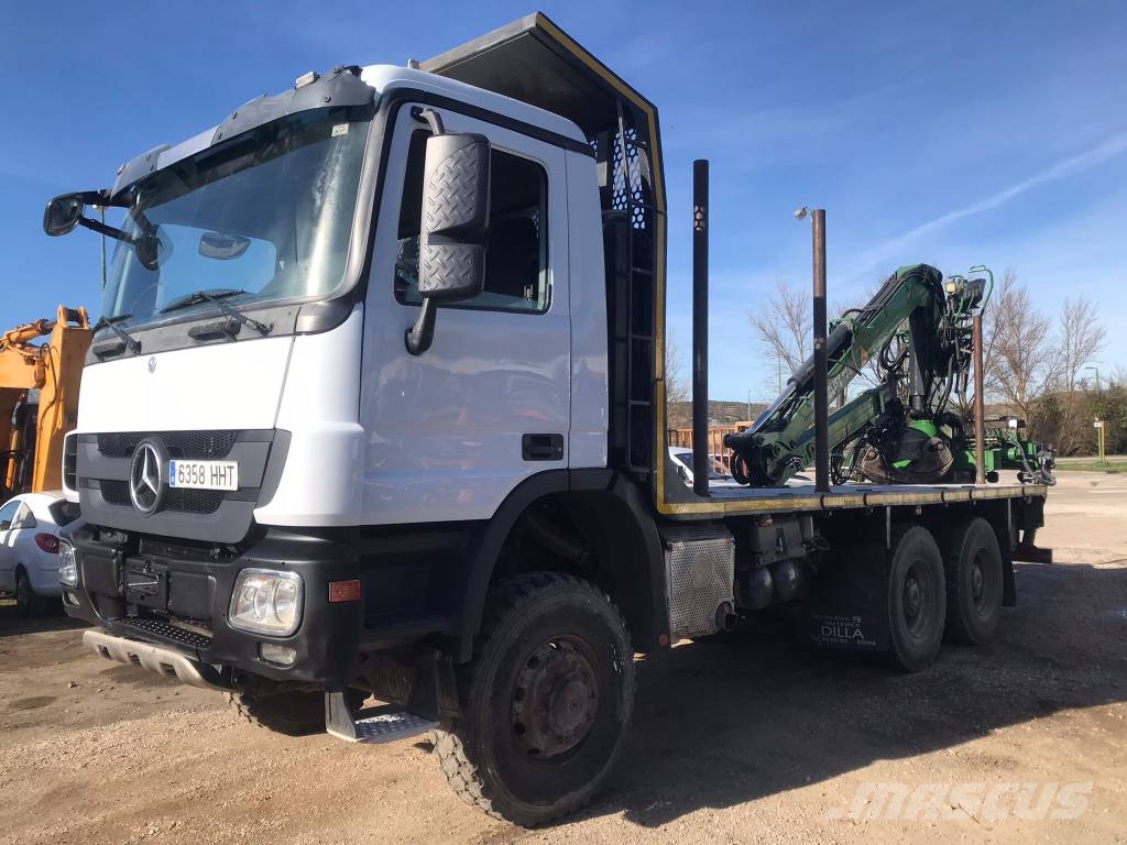 Mercedes-Benz 3344 Kamioni za prijevoz šumskih strojeva
