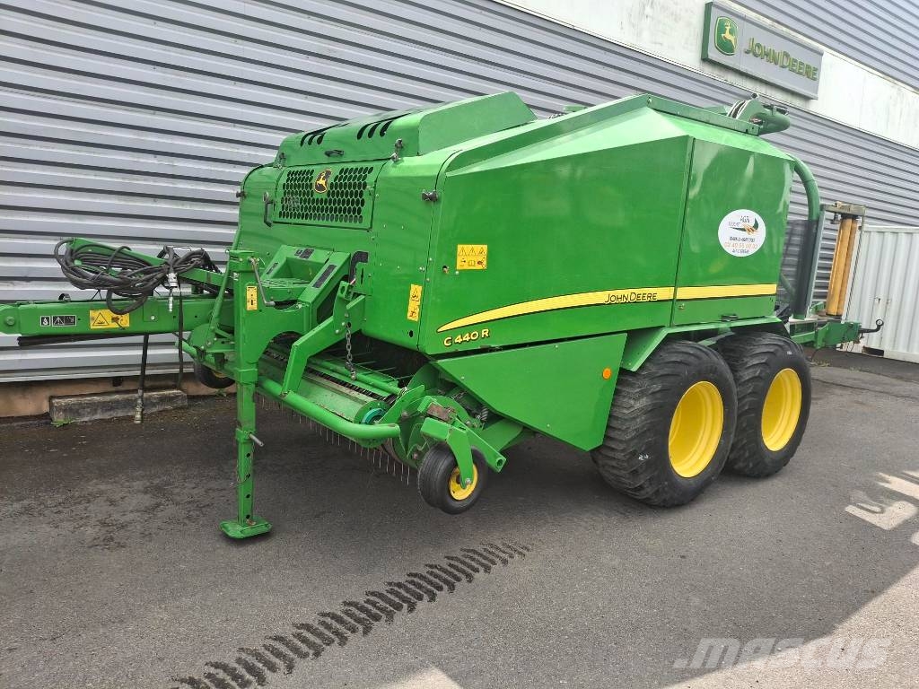 John Deere C440R مغلفات