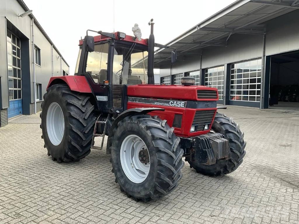 Case IH 1255 XL A الجرارات