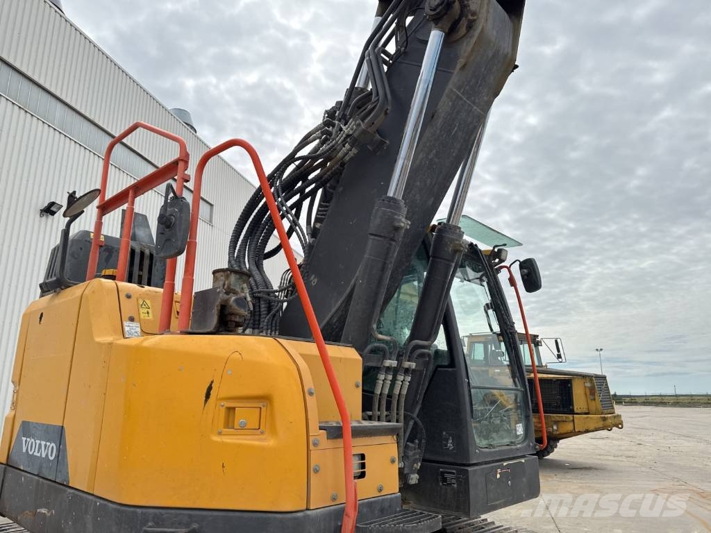 Volvo ECR 235 EL Rupsgraafmachines