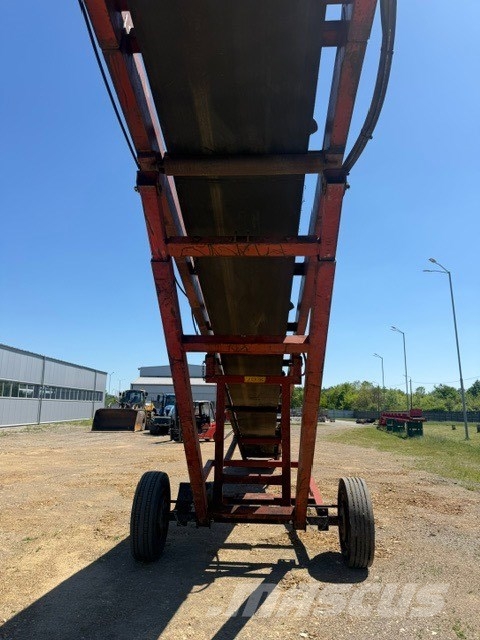Extec USED MOBILE BELT 17MB X 800 MM Transportbanden