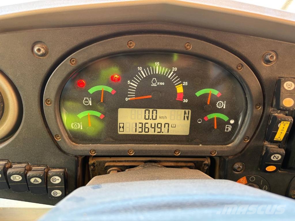 CAT 775 G Кар`єрні самоскиди