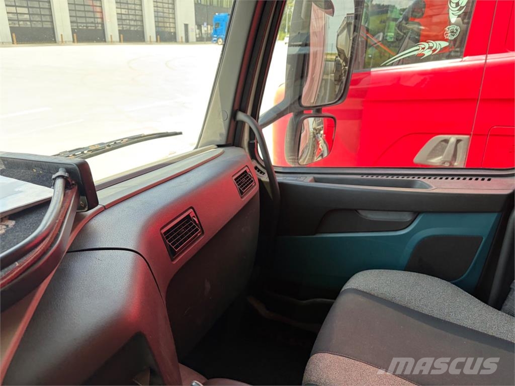 Volvo FM 460 6X2 + SCHWARZMULLER TPA 2/E Camion con sponde ribaltabili