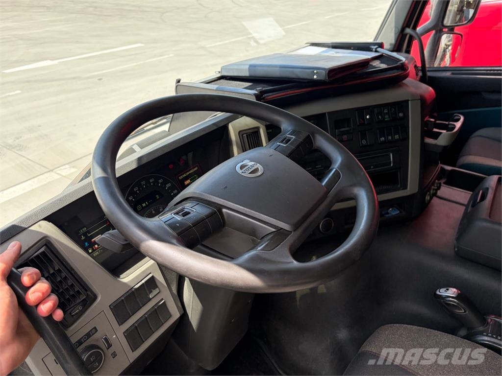 Volvo FM 460 6X2 + SCHWARZMULLER TPA 2/E Camion con sponde ribaltabili
