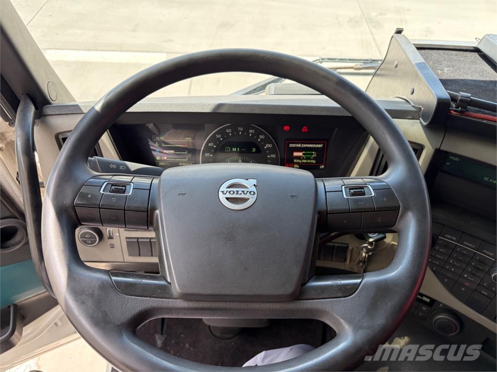 Volvo FM 460 6X2 + SCHWARZMULLER TPA 2/E Camion con sponde ribaltabili