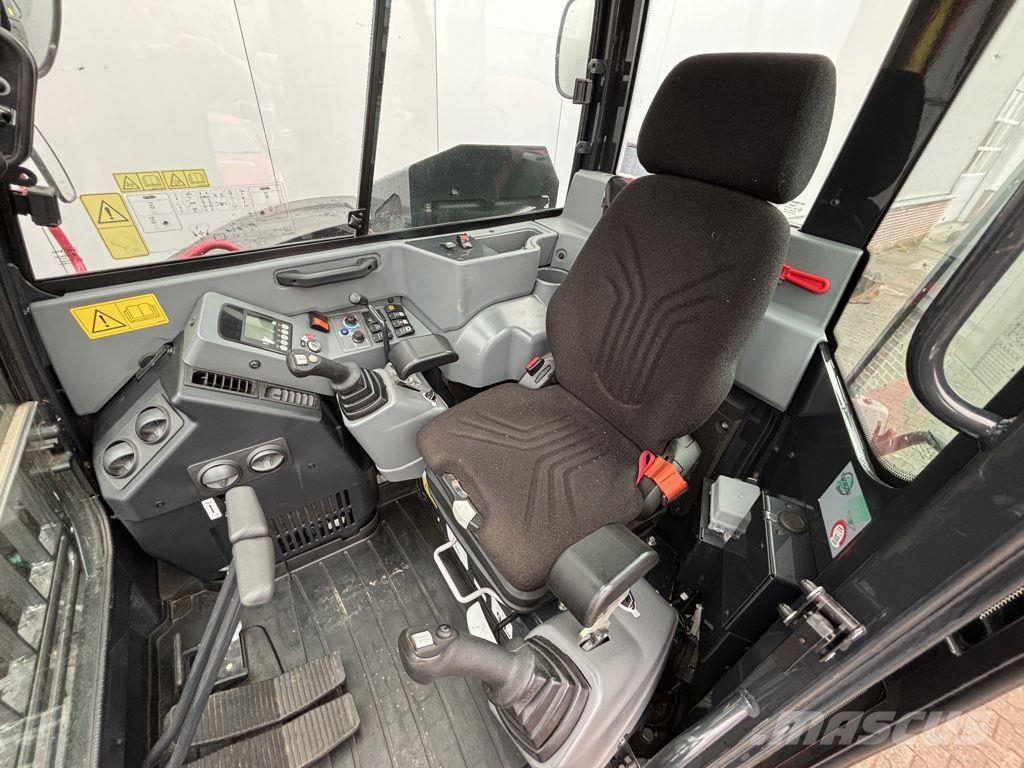 Yanmar SV100-2-2PB Midigraafmachines 7t - 12t