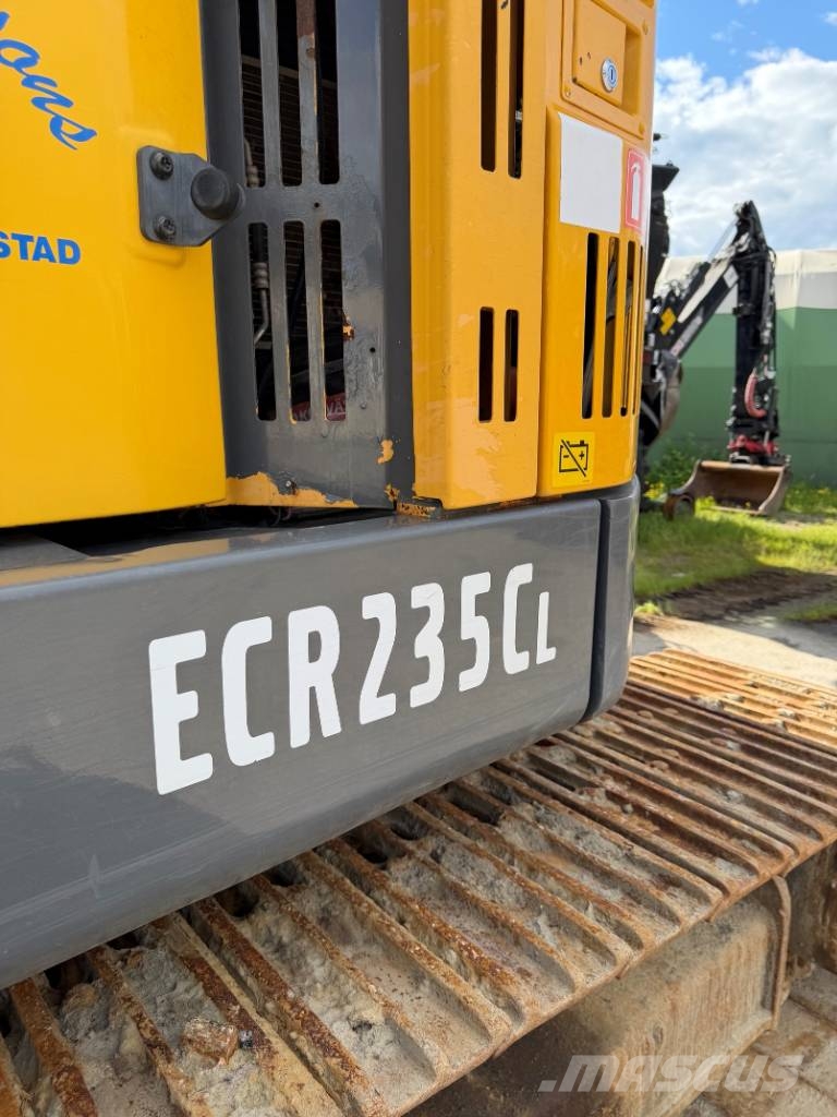 Volvo Volvo ECR 235 C L 8341 timmar Roomikekskavaatorid