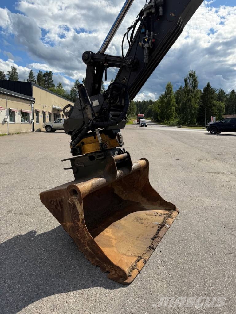 Volvo Volvo ECR 235 C L 8341 timmar Roomikekskavaatorid