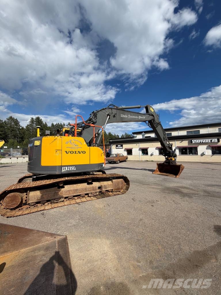 Volvo Volvo ECR 235 C L 8341 timmar Roomikekskavaatorid
