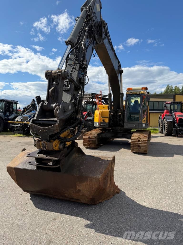 Volvo Volvo ECR 235 C L 8341 timmar Roomikekskavaatorid