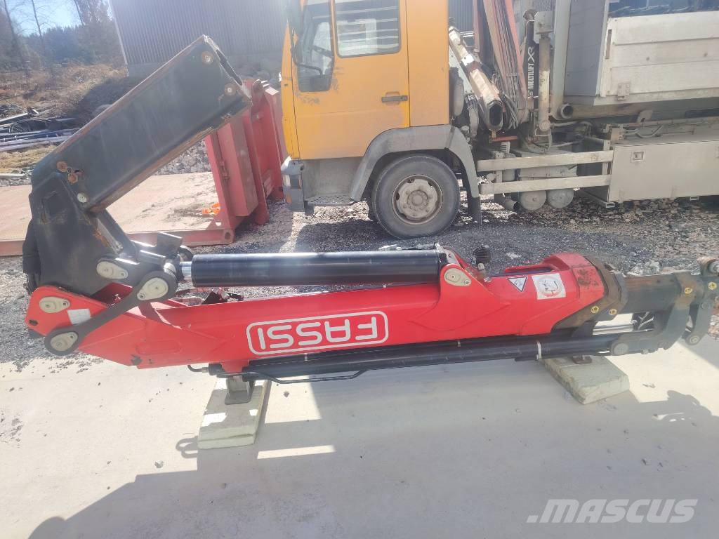 Fassi L414 Kranovi za utovar