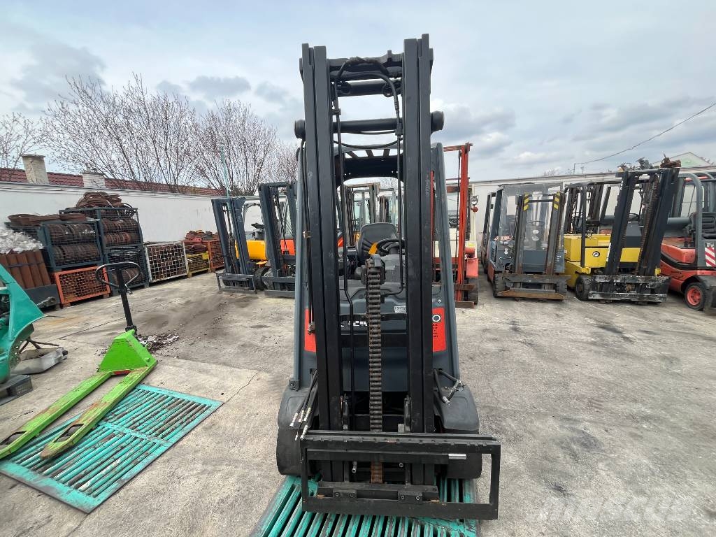 Linde H20T-01 /391/ V-3952 OB Gasstapler