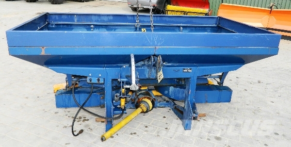 Bogballe D600 معدات فرد المواد المعدنية
