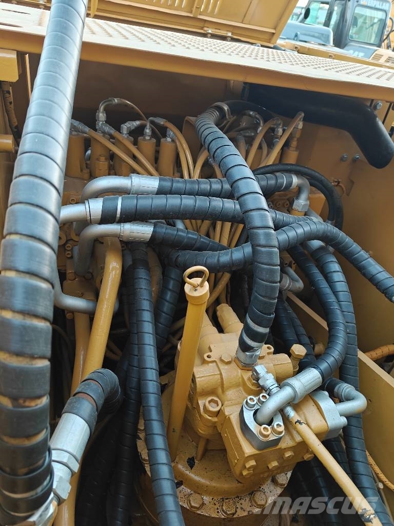 CAT 320C Escavadeiras de esteiras