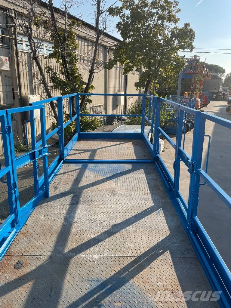 Genie GS 5390 RT Scissor lifts