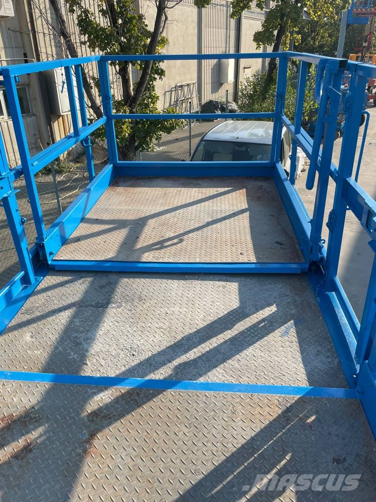 Genie GS 5390 RT Scissor lifts